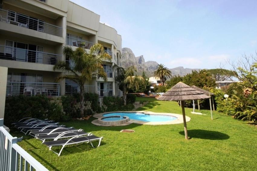 Stunning Sea View Apartment - Camps Bay Ciudad del Cabo Exterior foto